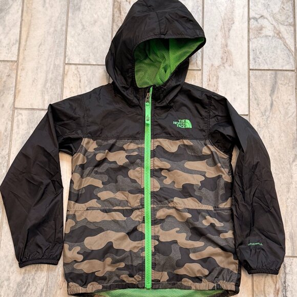 The North Face Kids Toddler size 5 black/green Windwall camo waterproof jacket - Picture 1 of 6